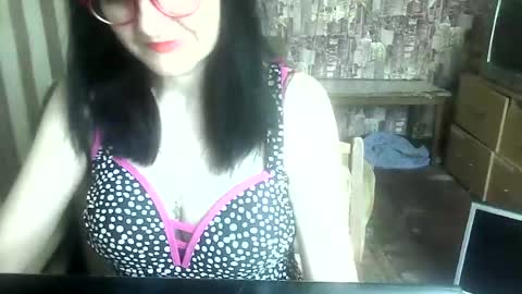 Snapshot of yanafiesta chatting on 07.17.26 yanafiesta online show from 07.17.26