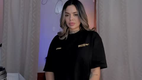 YANDRA CELIS online show from 01.14.25