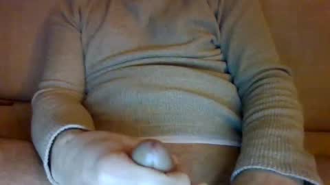 Snapshot of yaneighbor87 chatting on 02.11.25 yaneighbor87 online show from 02.11.25