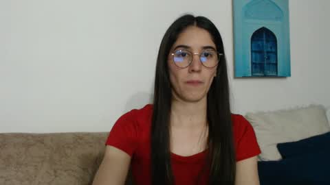 Snapshot of yani_28 chatting on 01.28.25 Yani online show from 01.28.25