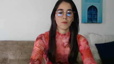 Snapshot of yani_28 chatting on 03.09.25 Yani online show from 03.09.25