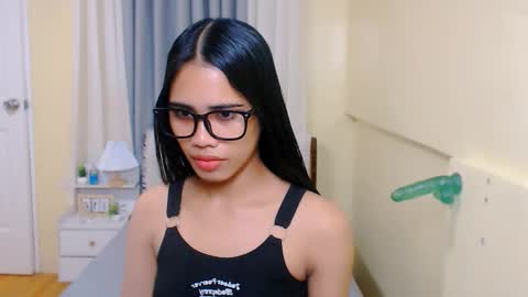 yanna online show from 12.19.25