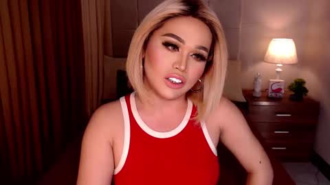 Snapshot of yanny_xoxo chatting on 03.04.25 Allisonn online show from 03.04.25