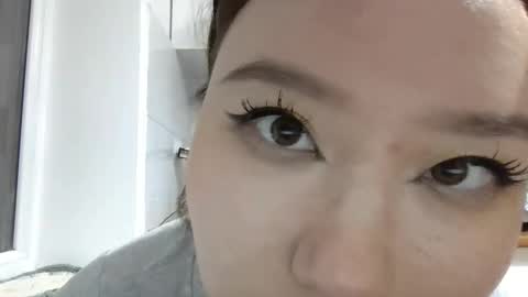 Lily online show from 10.06.25