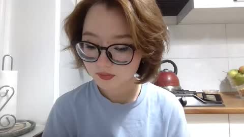 Lily online show from 10.07.25