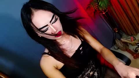 miss yasii online show from 02.25.25