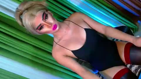 miss yasii online show from 09.29.25