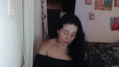 yasmin_love85 online show from 02.28.25