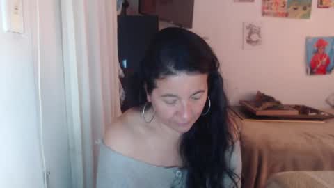 yasmin_love85 online show from 11.11.25