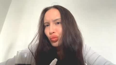 Yasmin online show from 05.01.26