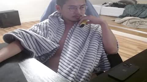 yawnimhorny online show from 02.16.25