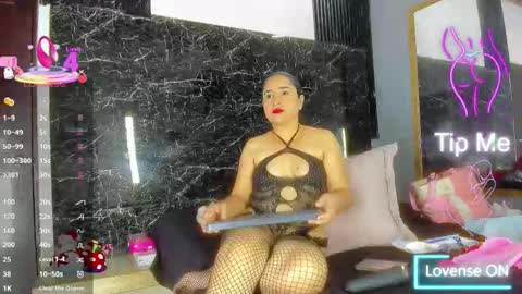 Snapshot of yaya____ chatting on 01.08.26 yaya____ online show from 01.08.26