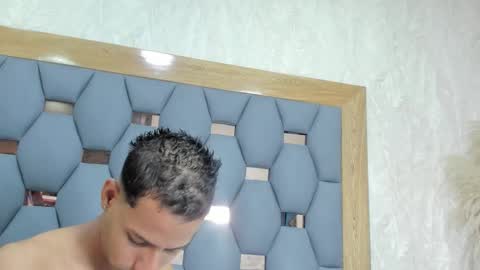 yayi derek  online show from 11.23.25