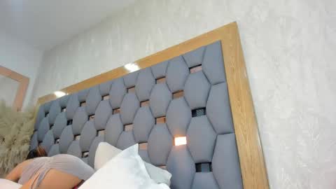 yayi derek  online show from 02.28.26