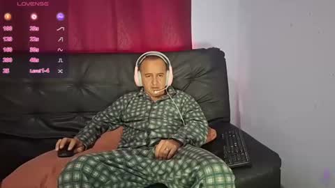 Snapshot of yazfore chatting on 07.14.26 Hazzan online show from 07.14.26
