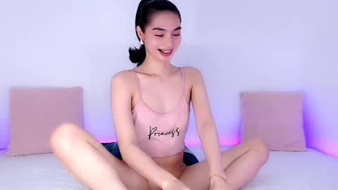 Snapshot of yazmin_amorxx chatting on 10.03.25 Zaimin Yaz online show from 10.03.25