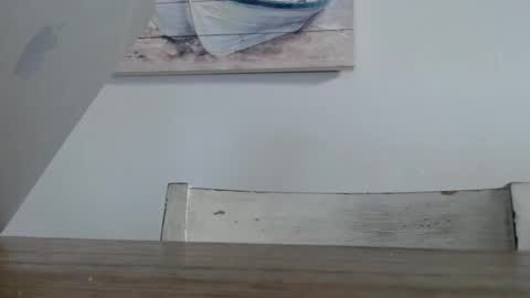 Snapshot of ybeedifferent26 chatting on 10.05.25 Ybeedifferent26 online show from 10.05.25