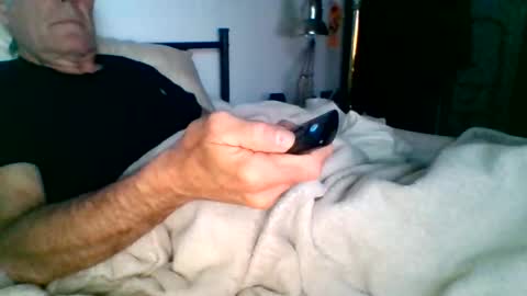 Snapshot of yeah_baby6988 chatting on 05.25.26 yeah_baby6988 online show from 05.25.26
