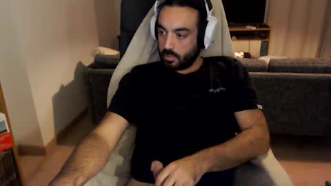 yeeaahoo online show from 11.11.25