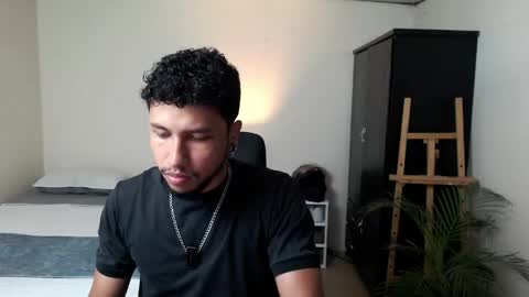 Snapshot of yeff_stone chatting on 05.26.26 yeff online show from 05.26.26
