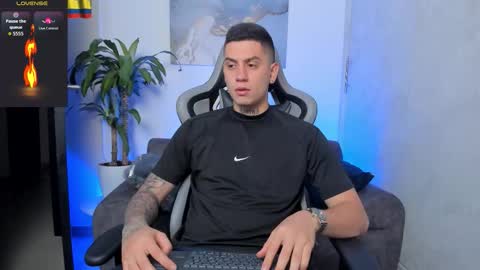 Snapshot of yeiko_romero_ chatting on 01.17.26 YEIKO ROMERO online show from 01.17.26