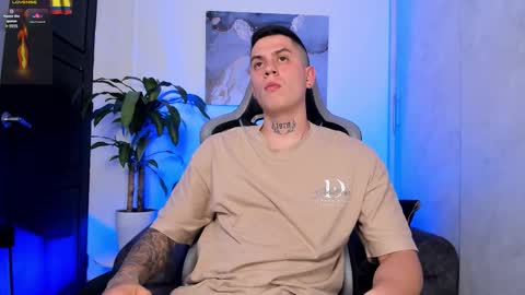 Snapshot of yeiko_romero_ chatting on 02.08.26 YEIKO ROMERO online show from 02.08.26