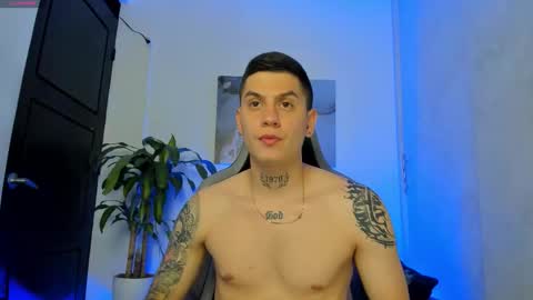 Snapshot of yeiko_romero_ chatting on 02.15.26 YEIKO ROMERO online show from 02.15.26