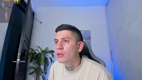 Snapshot of yeiko_romero_ chatting on 02.20.26 YEIKO ROMERO online show from 02.20.26