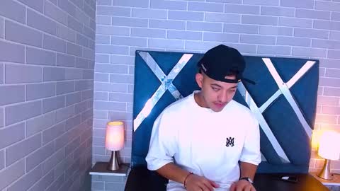Snapshot of yeisonbrown chatting on 11.09.25 Yeison online show from 11.09.25