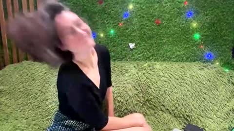 Yekaaoki online show from 12.27.24