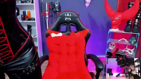 Yelena online show from 02.04.26