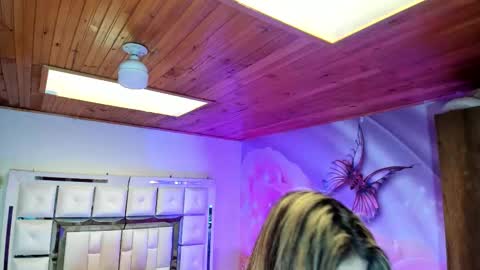 yelena  online show from 01.12.26