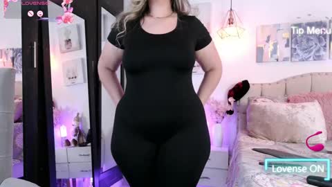 yellow_lily online show from 12.04.24