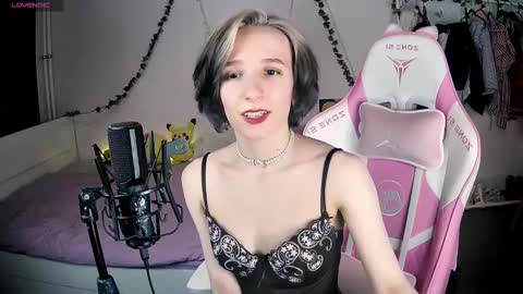 Liya online show from 02.28.25