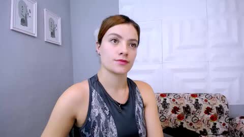 Snapshot of yemfairymcry chatting on 02.10.26 YEM online show from 02.10.26