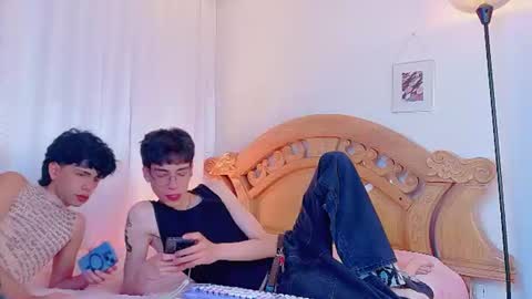 Snapshot of yeremmy_twink chatting on 07.25.26 yeremmy_twink online show from 07.25.26
