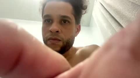 Snapshot of yeruz1 chatting on 02.21.26 yeruz1 online show from 02.21.26