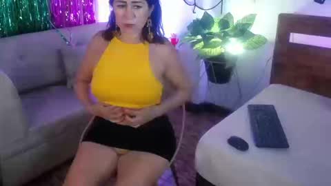 Yeseniaa25  online show from 10.15.25