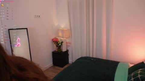 Snapshot of yess_kiki chatting on 10.03.25 Kiki online show from 10.03.25