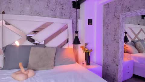 Yessica online show from 10.09.25