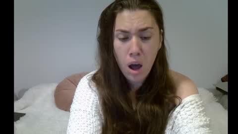 Kira online show from 10.10.25