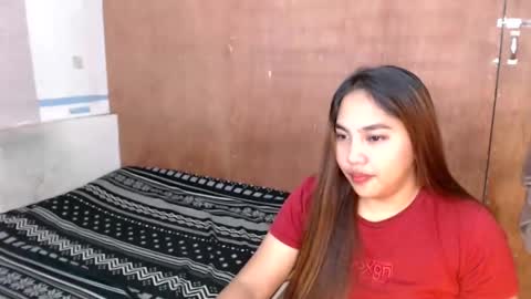 Snapshot of yhang_slut chatting on 12.08.24 yhang_slut online show from 12.08.24