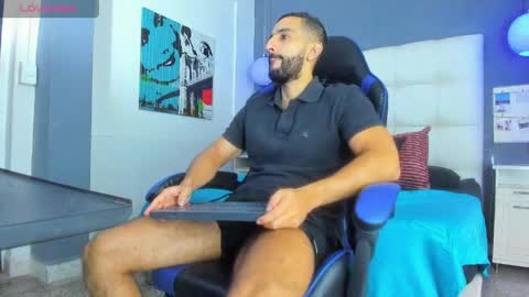 Yiyo online show from 03.31.26