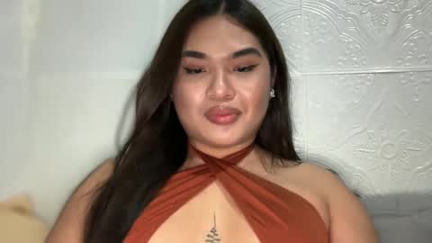 Snapshot of yllanahard chatting on 01.13.25 yllana love online show from 01.13.25