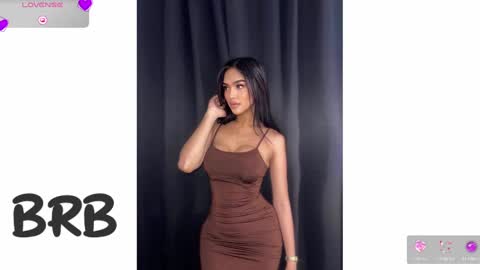 ylonagrae online show from 12.17.24