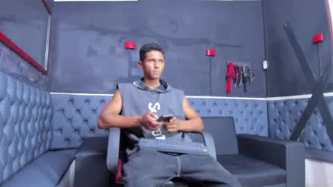 Snapshot of yoel_blessed chatting on 06.11.26 Yoel online show from 06.11.26