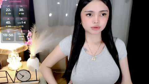 Snapshot of yogirl_abby chatting on 05.28.26 Hi i am Abby i am Filipina Aussie youve ever wanted to meet NOT INTO CHEAP GUY online show from 05.28.26