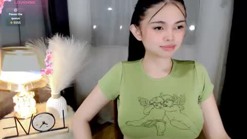 Snapshot of yogirl_abby chatting on 06.25.26 Hi i am Abby i am Filipina Aussie youve ever wanted to meet NOT INTO CHEAP GUY online show from 06.25.26