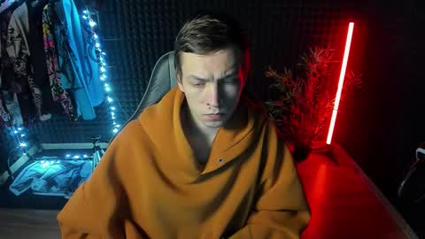 You can ask my name in pm online show from 09.12.25