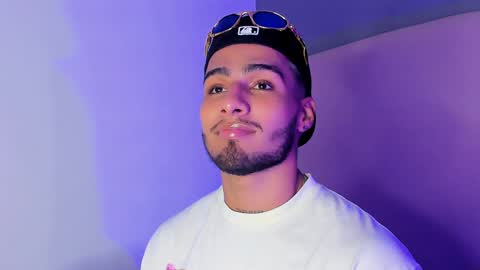 Snapshot of yoi_olimpo chatting on 12.21.24 Yoi Olimpo online show from 12.21.24